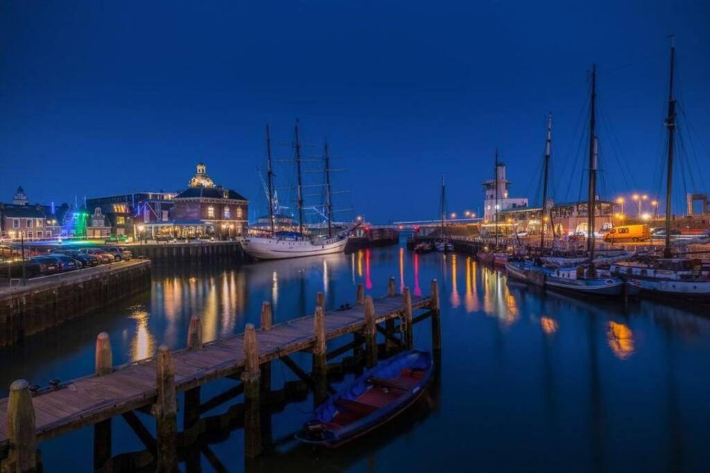 Unieke Woonboot In Harlingen Lägenhet Exteriör bild